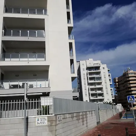 Casa En La Costa Delfin アパート トレビエハ